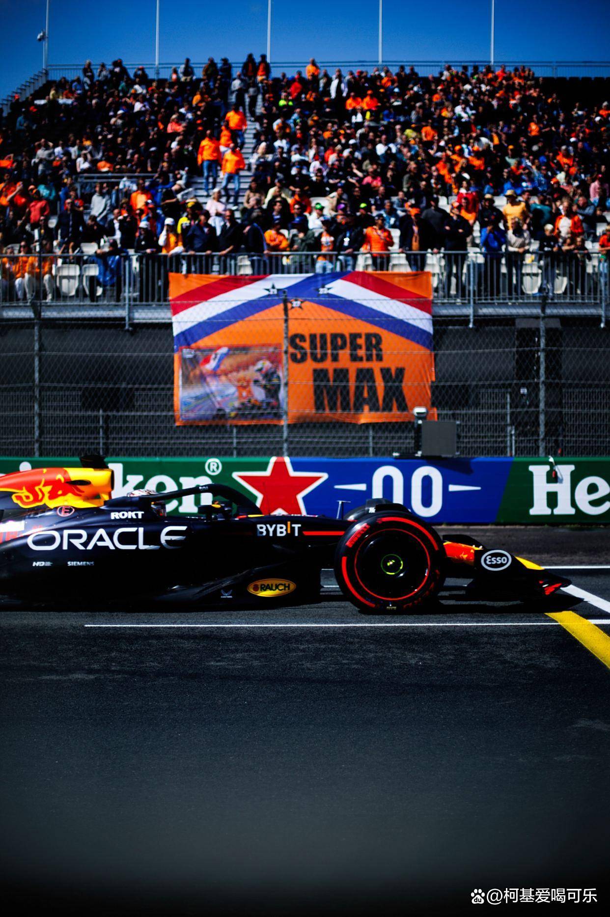 开云体育官方网站-哈斯车队轻取红牛车队，佩雷兹惊艳四座