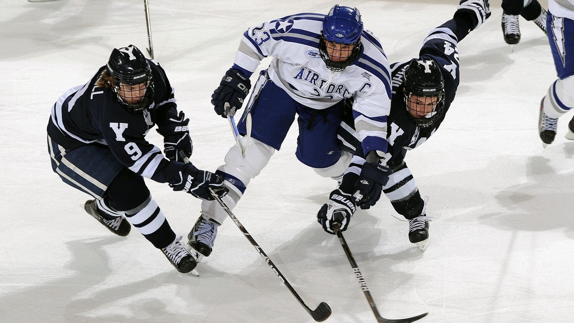 绝境下的闪光！三笘薰化身最后一舞的死神收割机，加拿大奇迹夺冠！