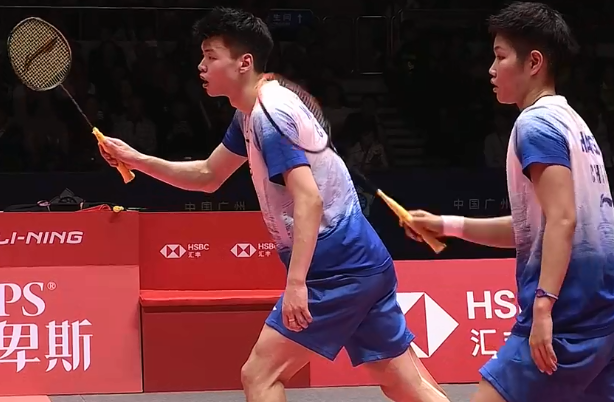 开云官网-中国队逆转日本队，黄鸭组合统治全场